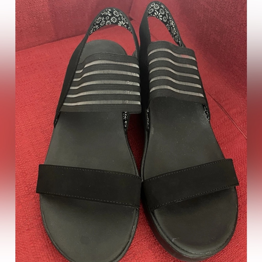 Skechers Rumblers Arch Fit Sci-Fi Black Wedge Sandals SZ:8 Style #119340